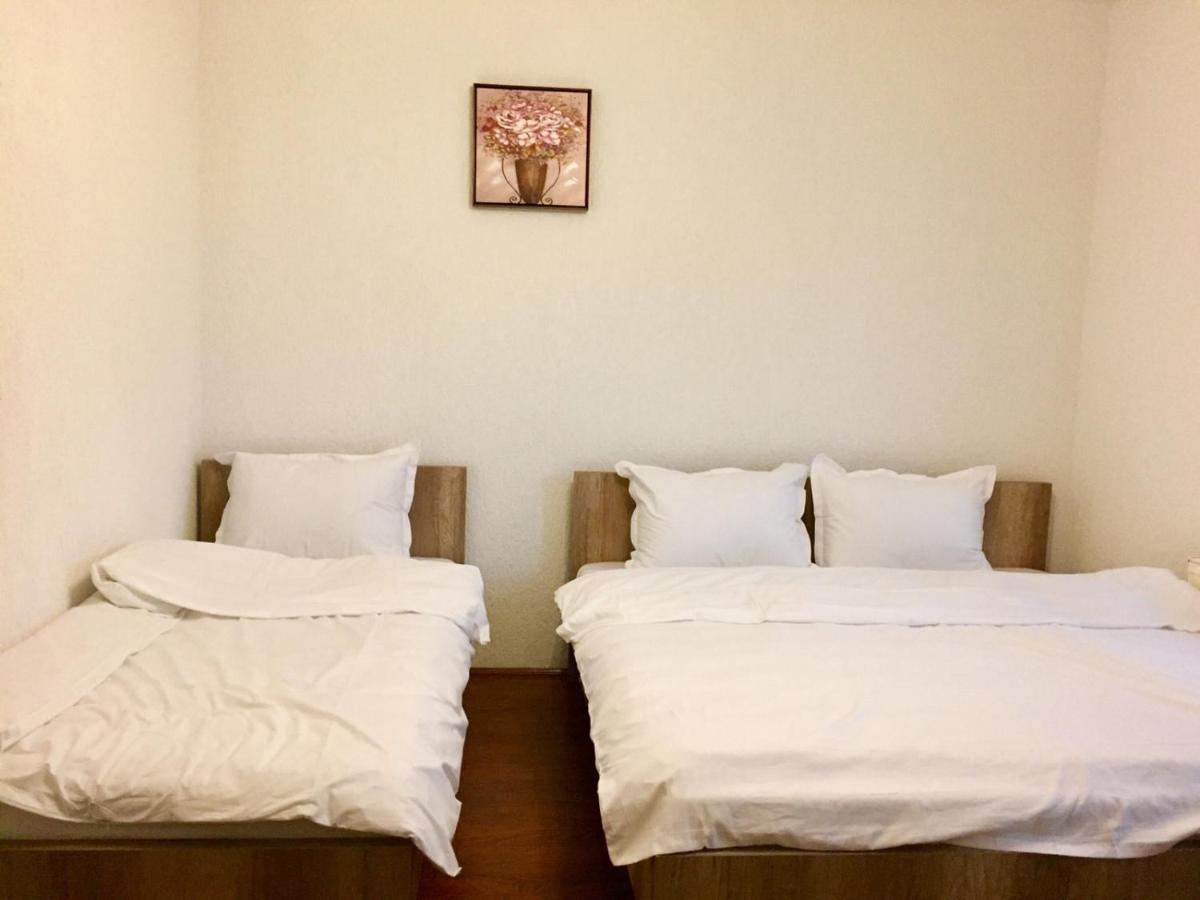 Hotel Park Пристина Екстериор снимка