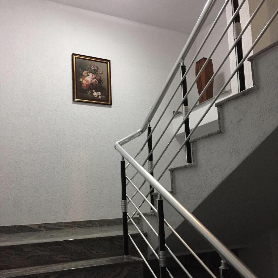 Hotel Park Пристина Екстериор снимка