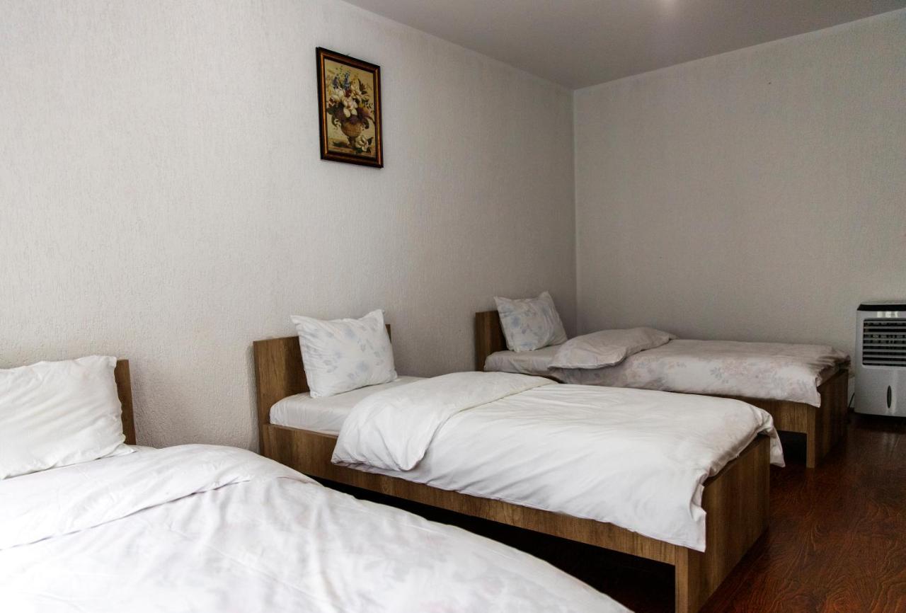 Hotel Park Пристина Екстериор снимка