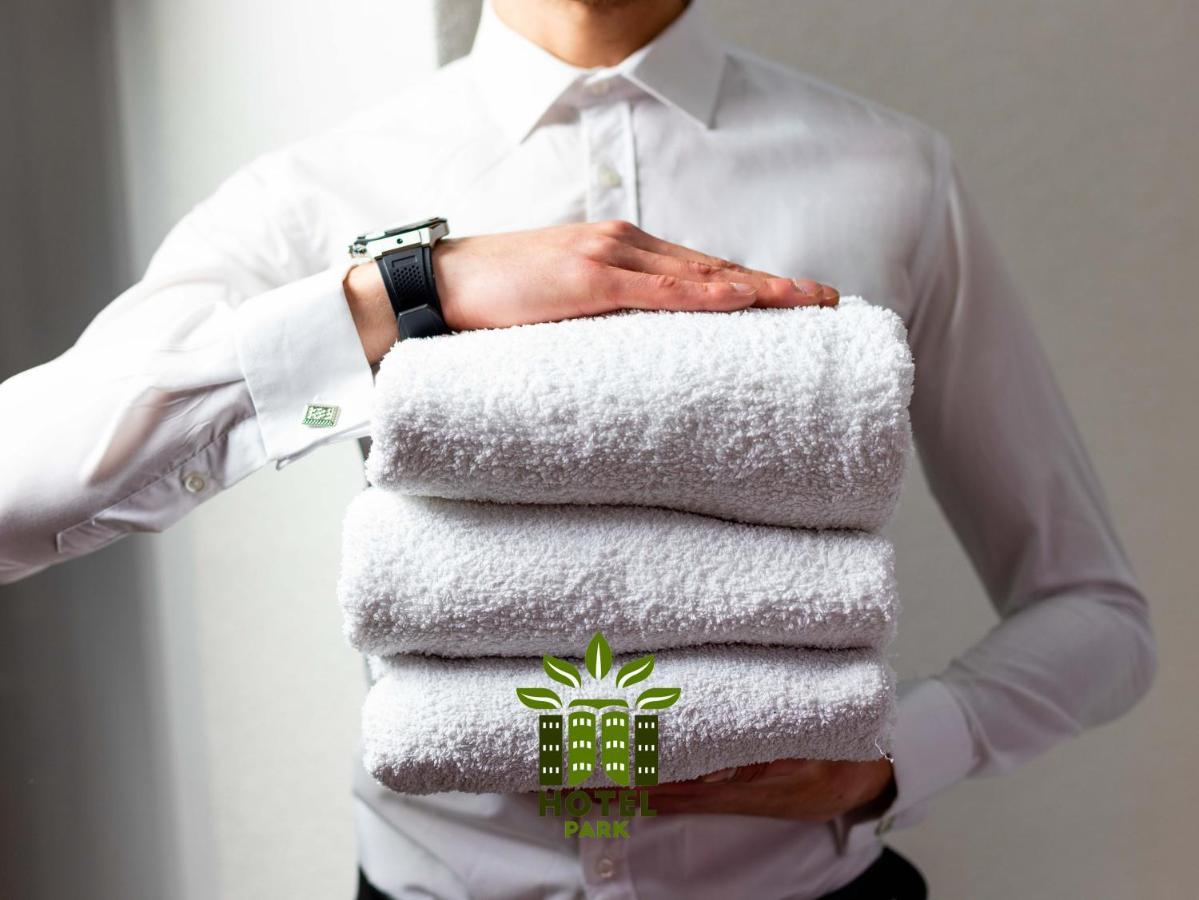 Hotel Park Пристина Екстериор снимка