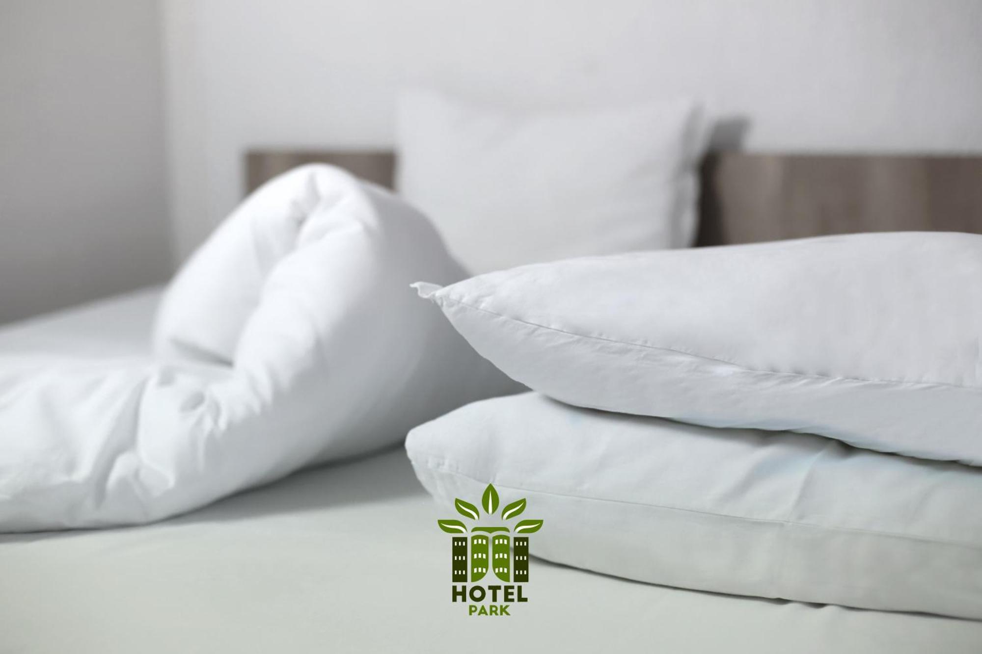 Hotel Park Пристина Екстериор снимка